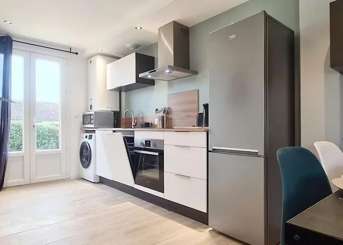 Le Lion D'or Apartment Bessines